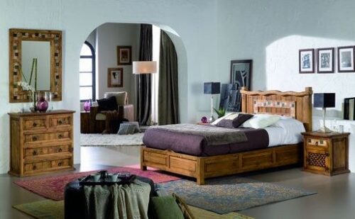 Dormitorio de madera maciza con mármol